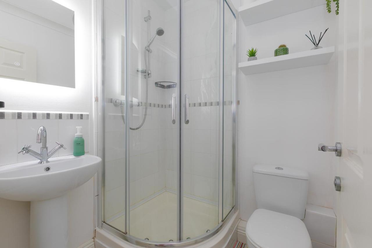 Appartamento Seabreeze 3 - Seaview & Parking St Ives Esterno foto